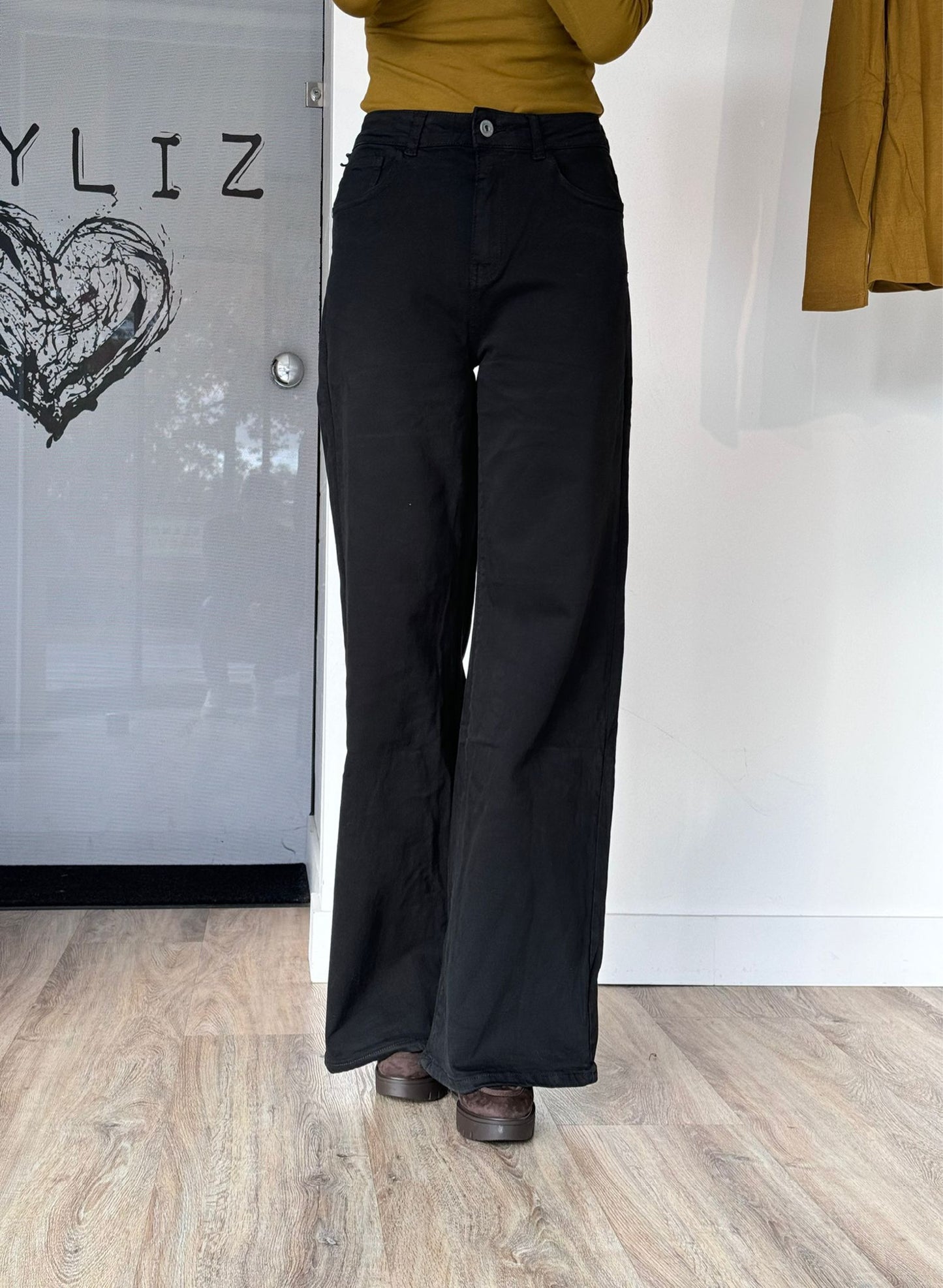 Pants jeans straight black