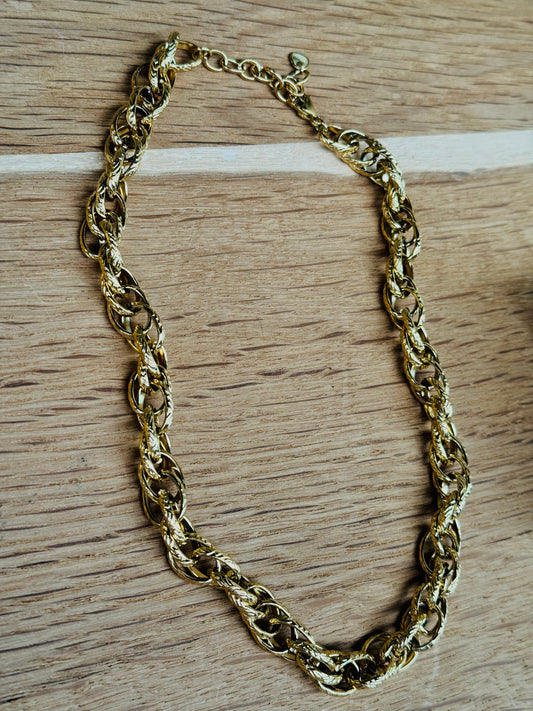 Chain chunk gold