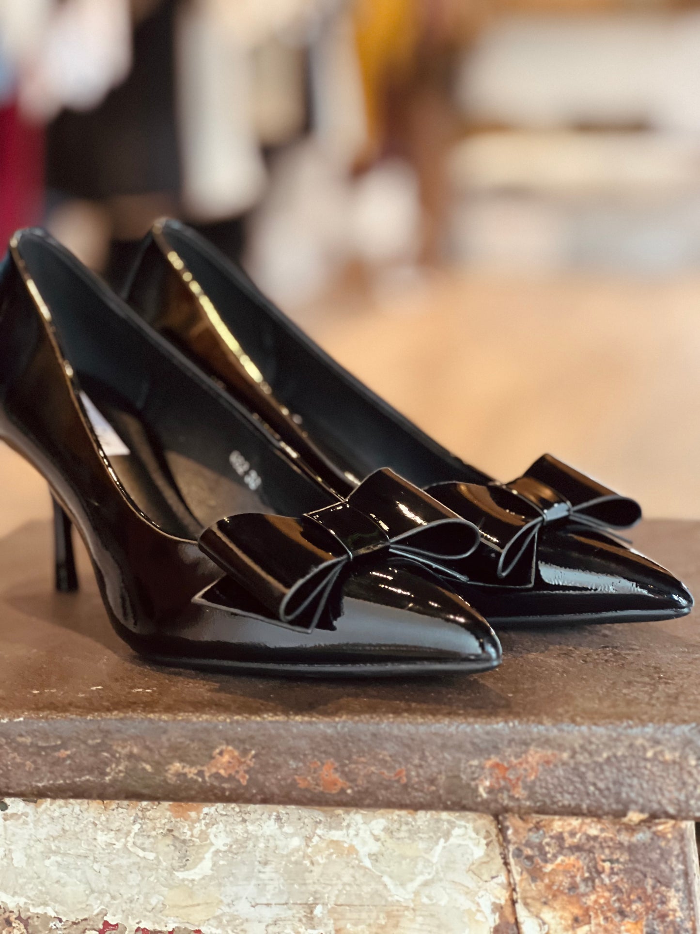 Pump bowl black