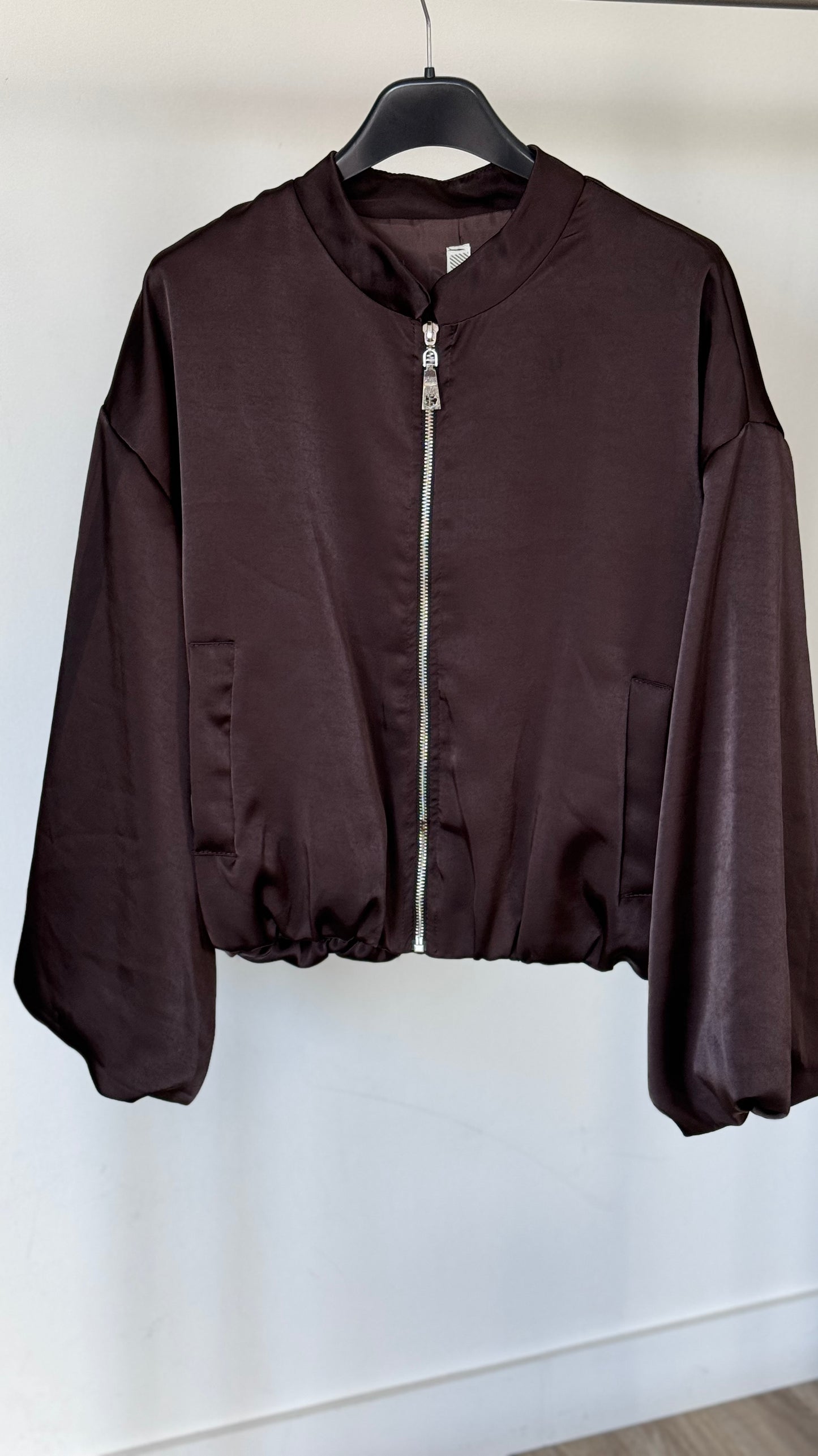 Bomber Leona choco