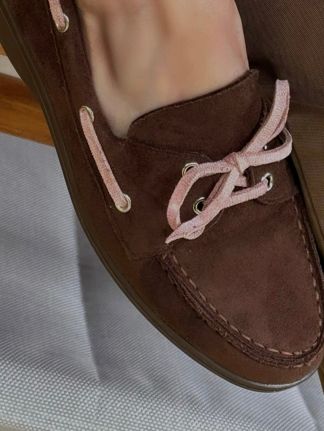Boat shoe brown