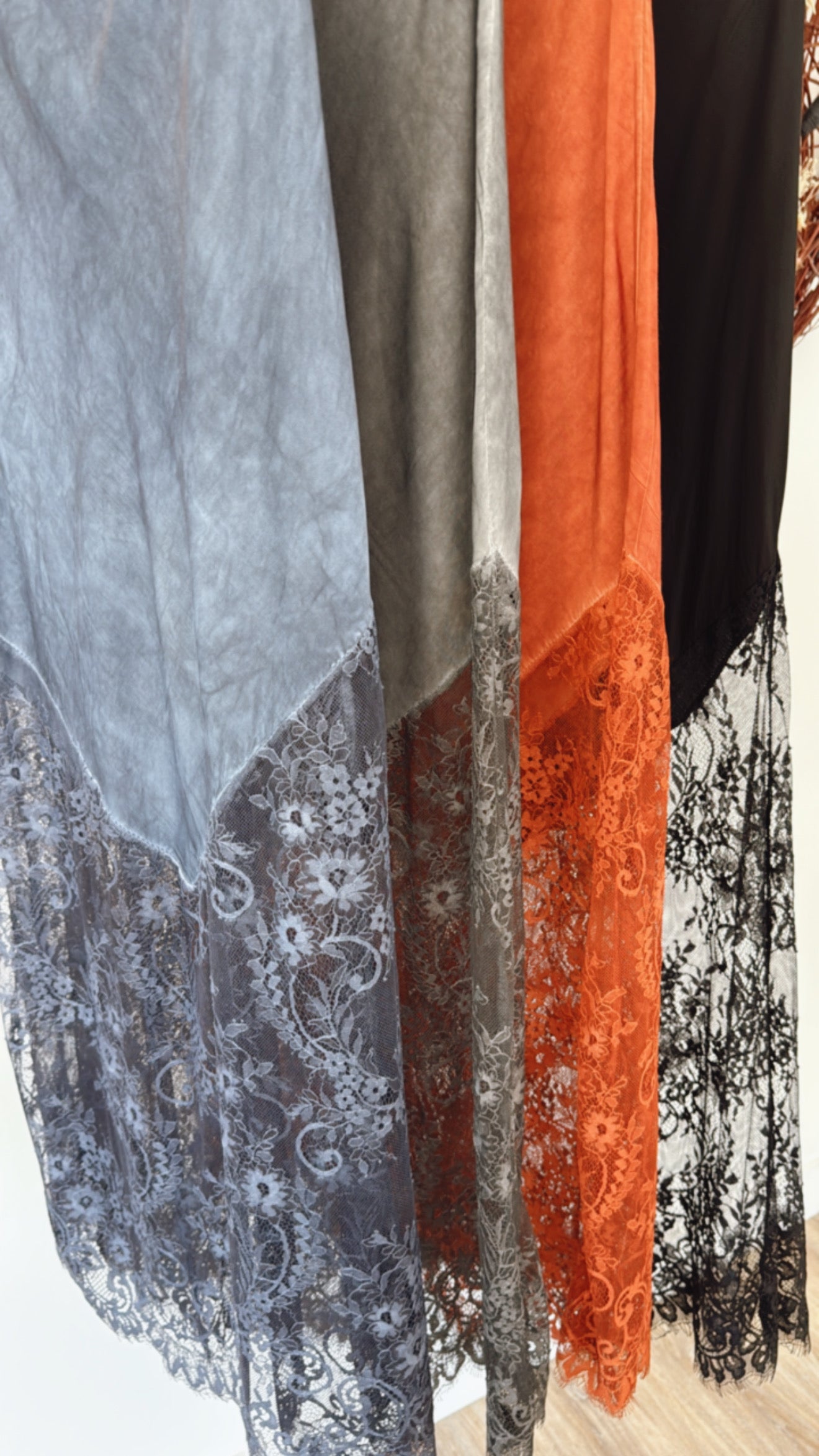 Skirt Thor lace grey