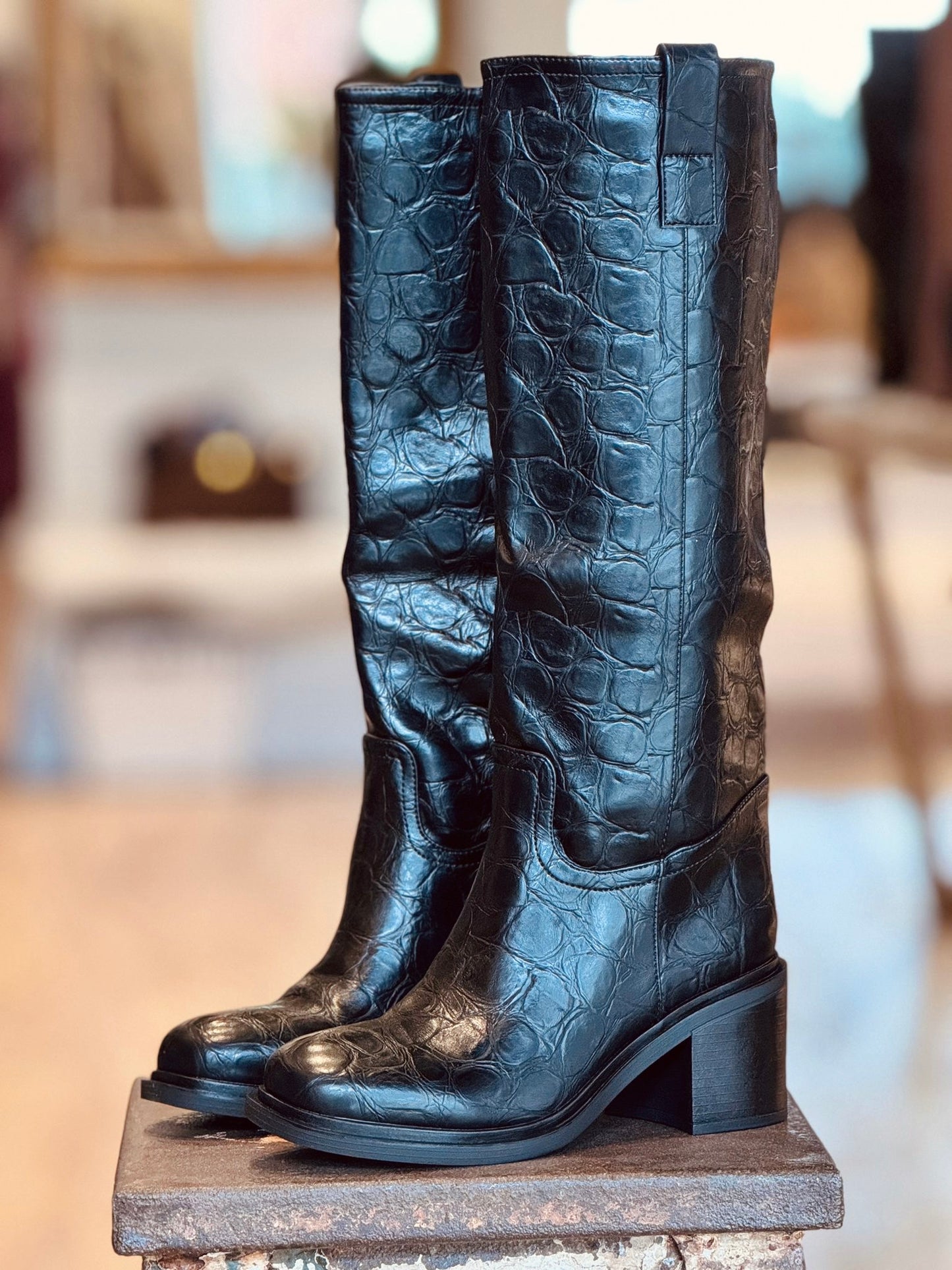 Boots Wynter croco black