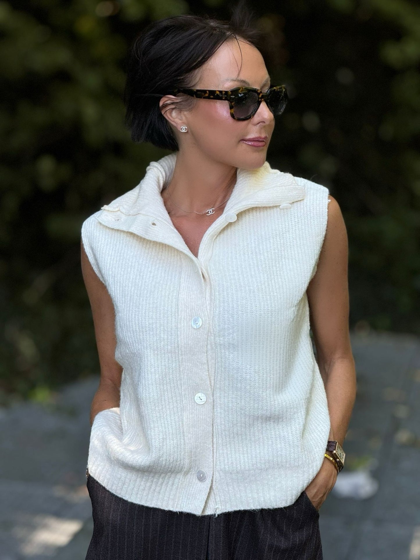 Pull Ella cream