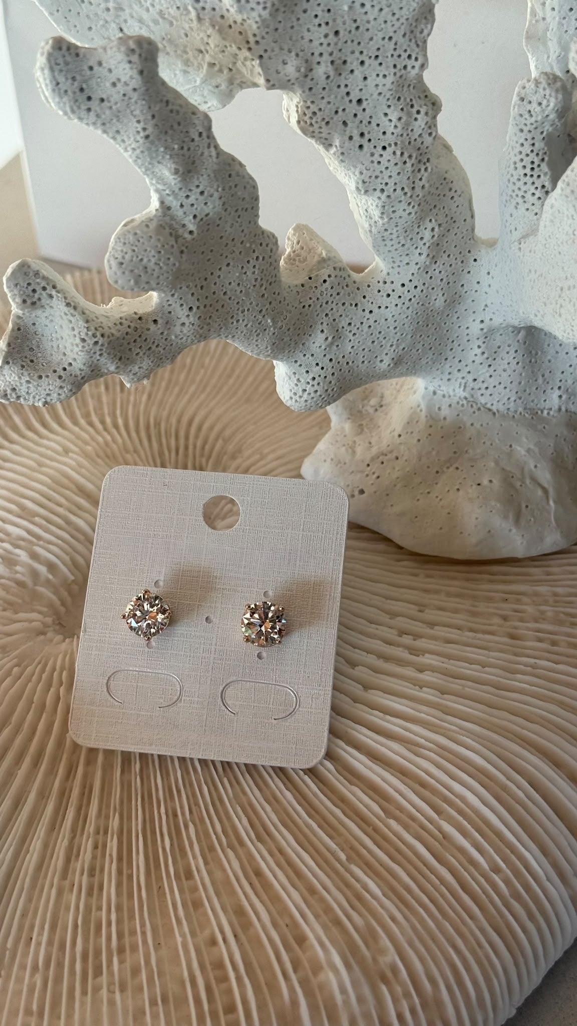 Earrings Barbs diamond gold