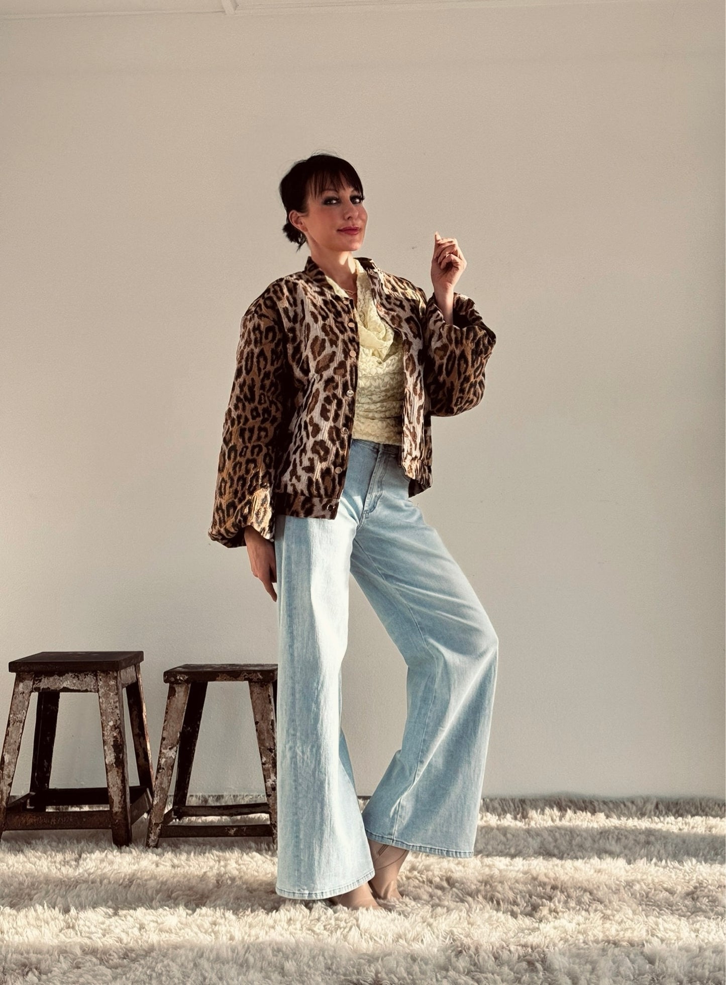 Top sunny lace waterfall