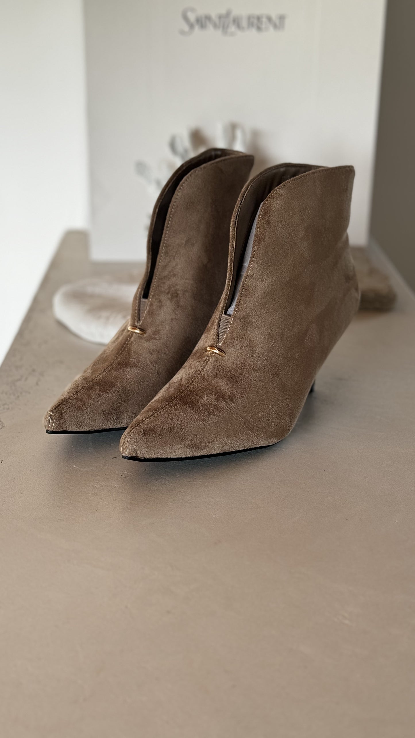 Boots Stella taupe