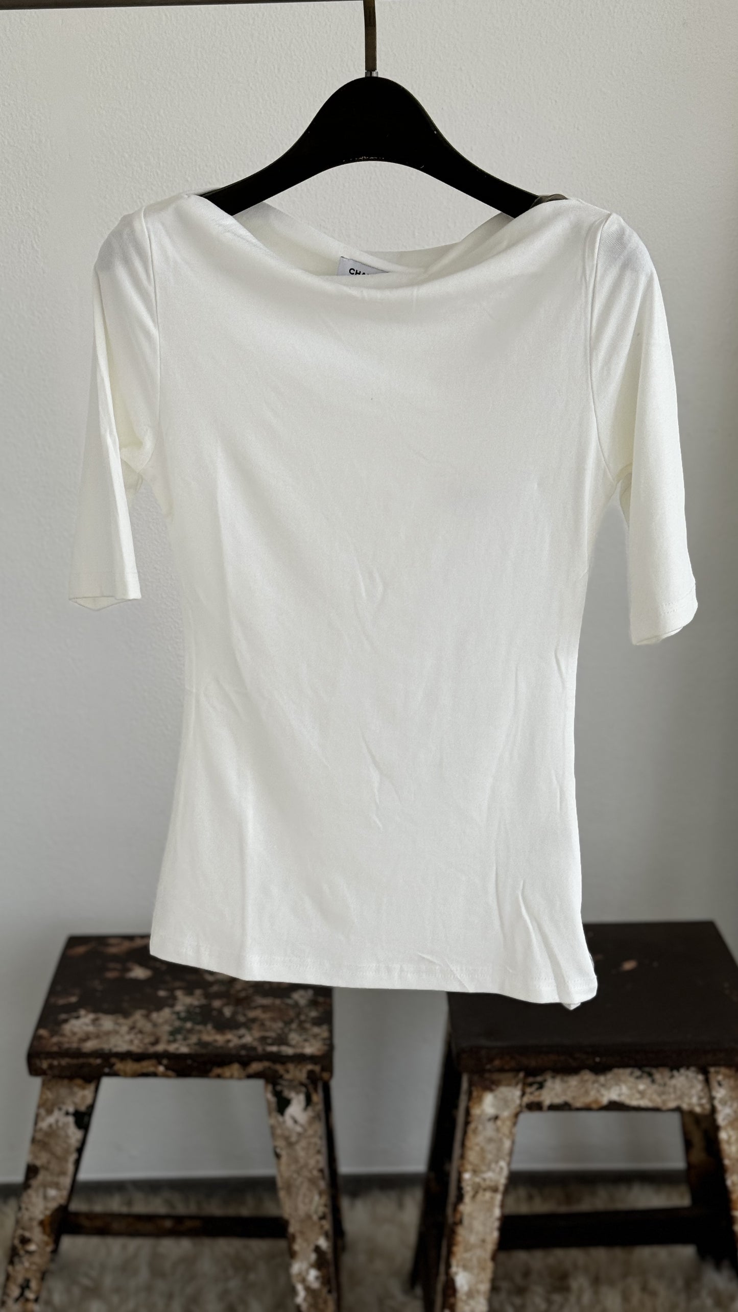 Tee skin KM white