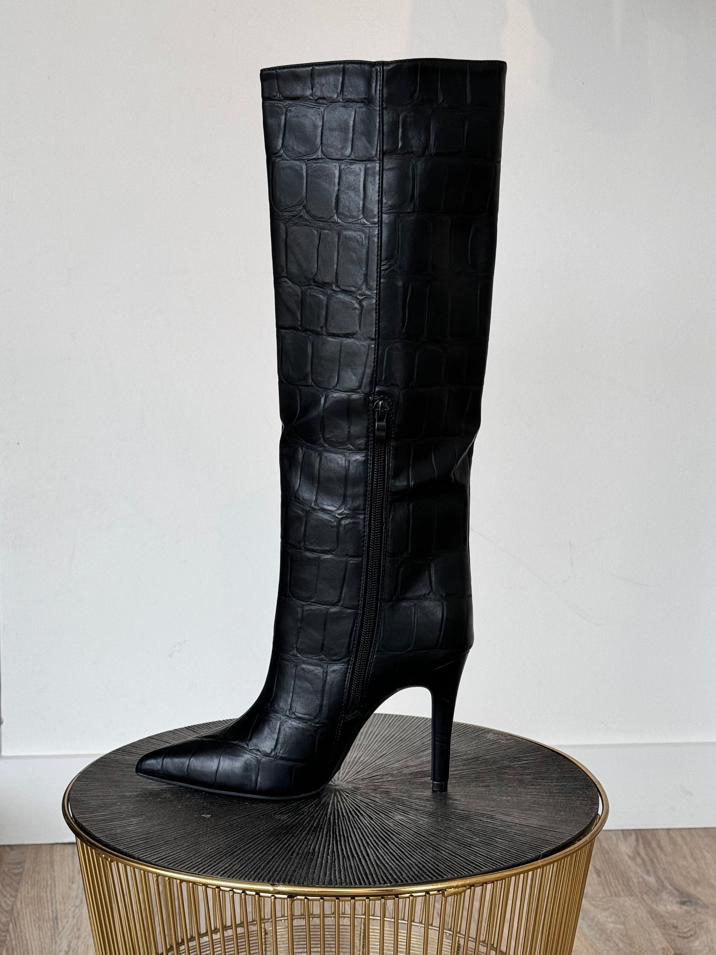 Boots Colette croco black