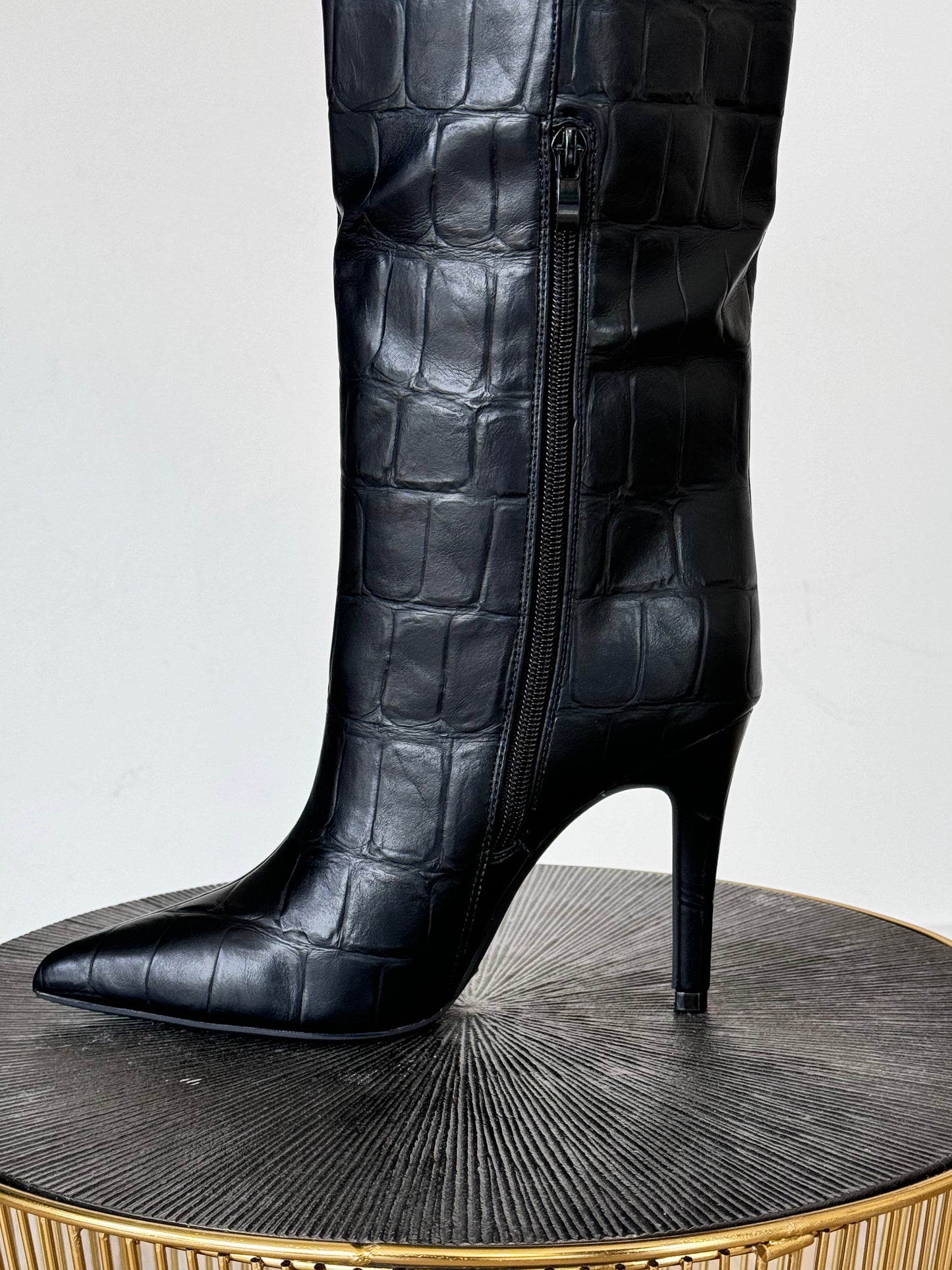 Boots Colette croco black