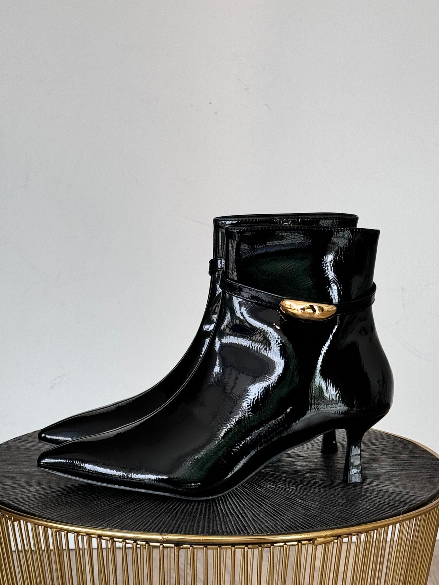 Boots Rosalind short black