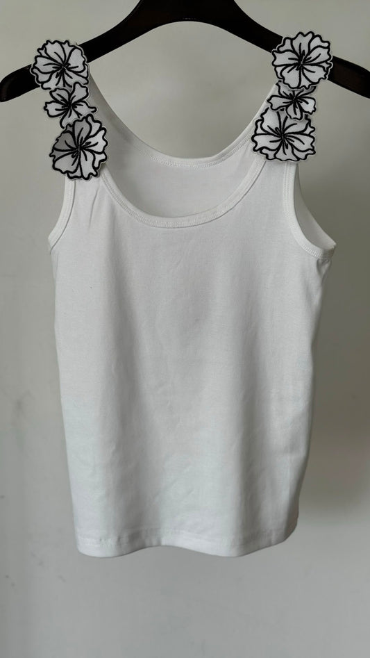 Top Margritte flower white