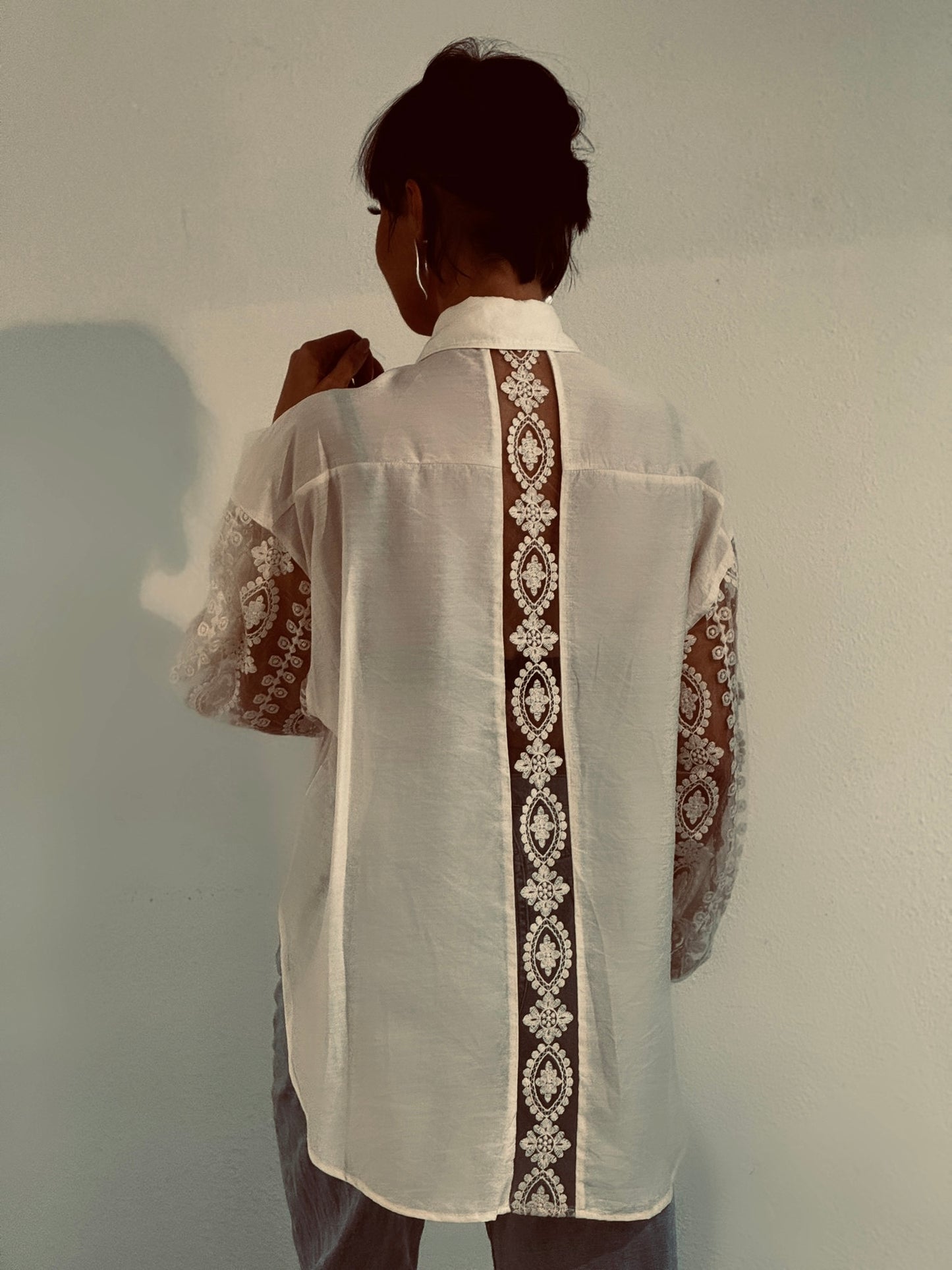 Blouse Suzy lace back