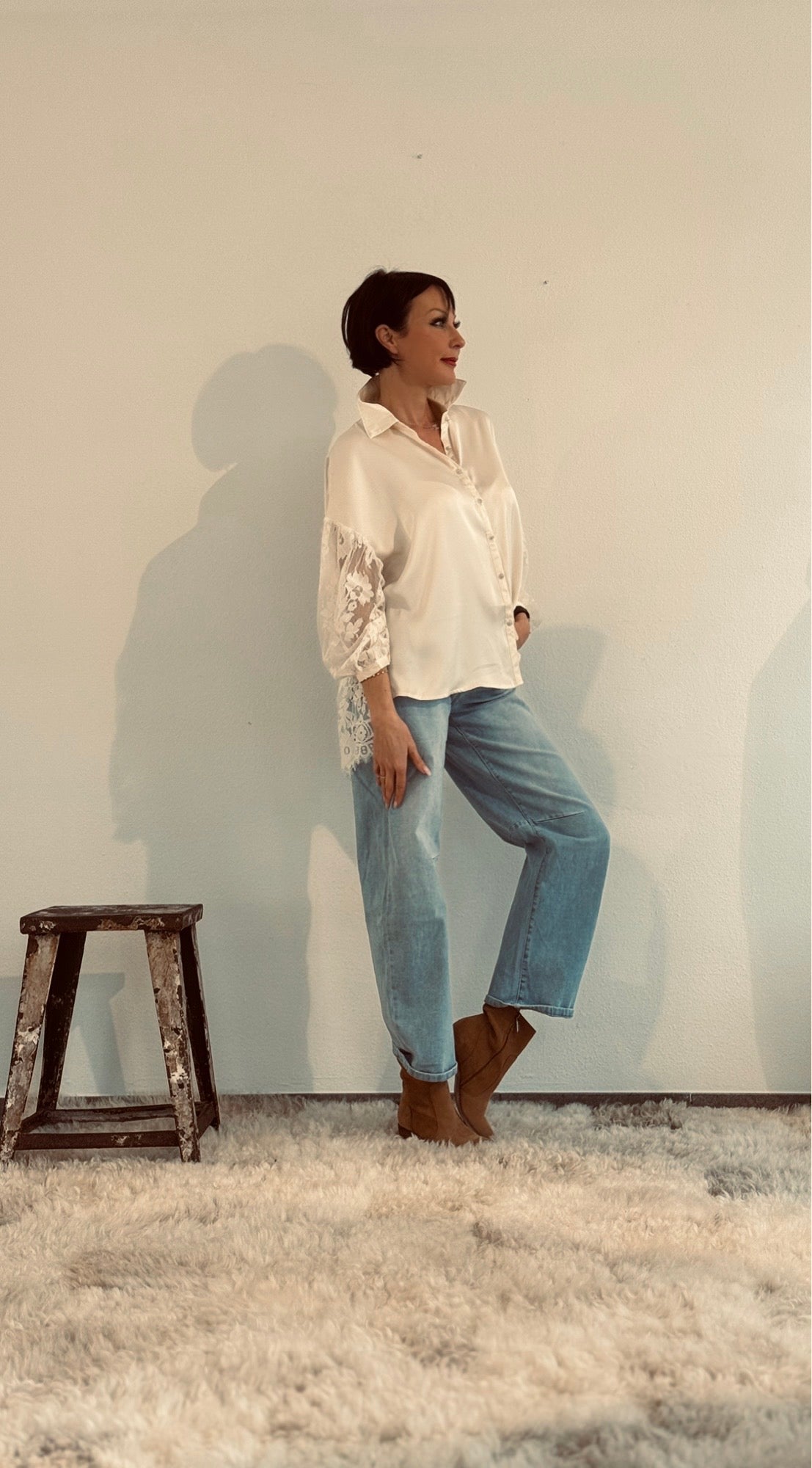 Blouse lace back cream