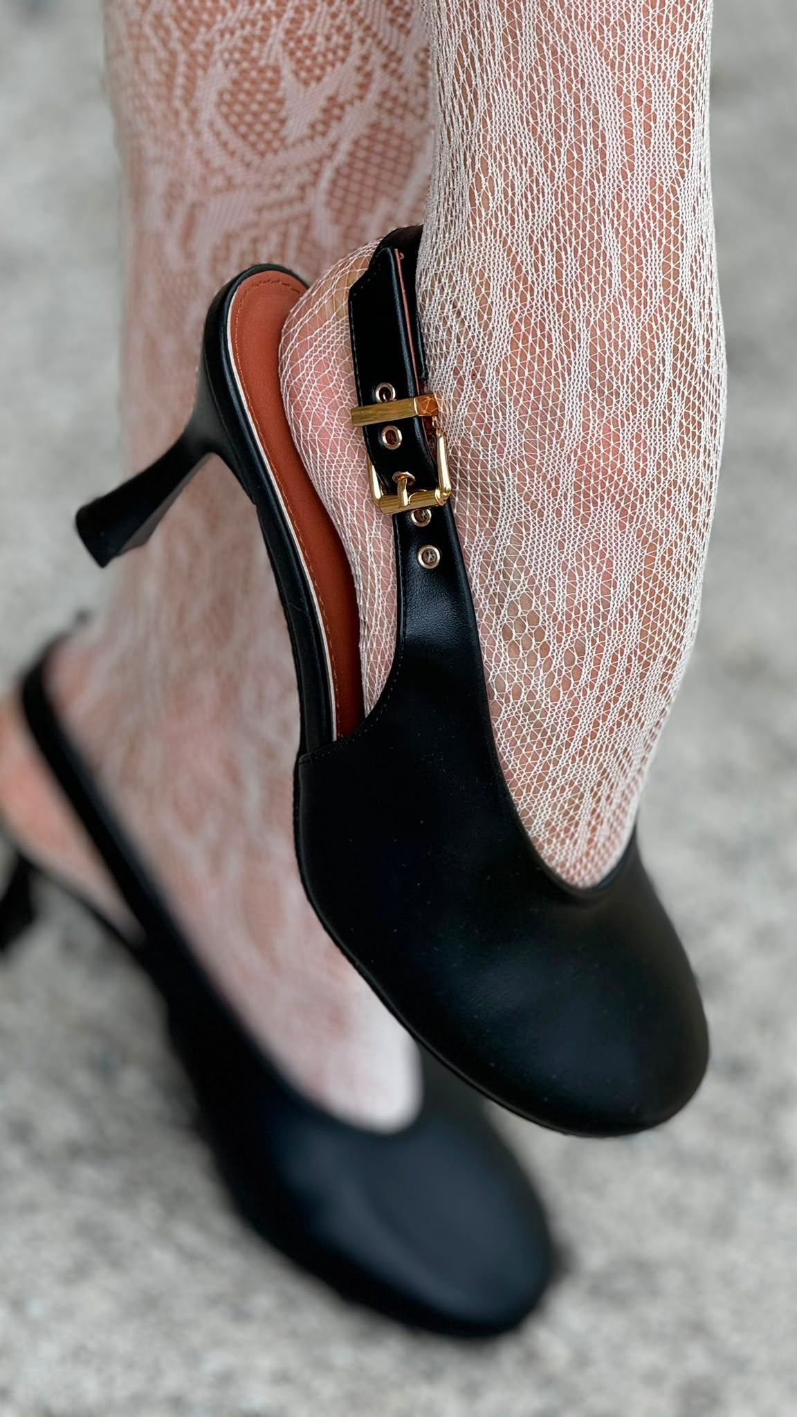 Pump Evita slingback black