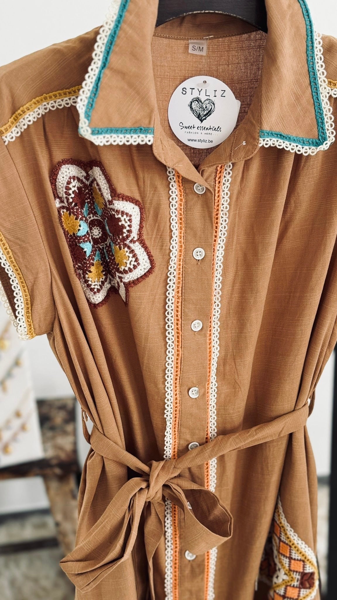 Dress Dusty crochet camel