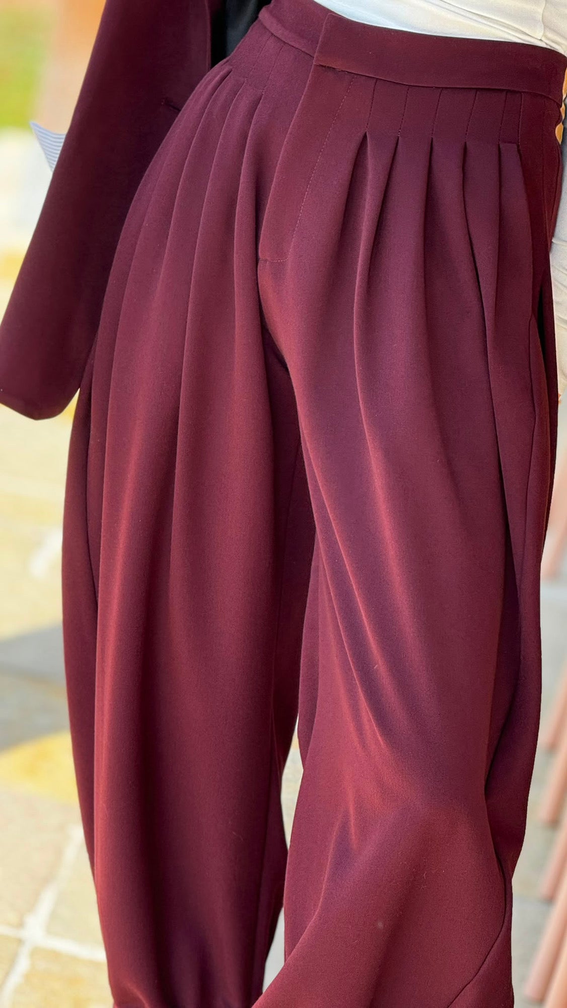 Pants Evita burgundy matte