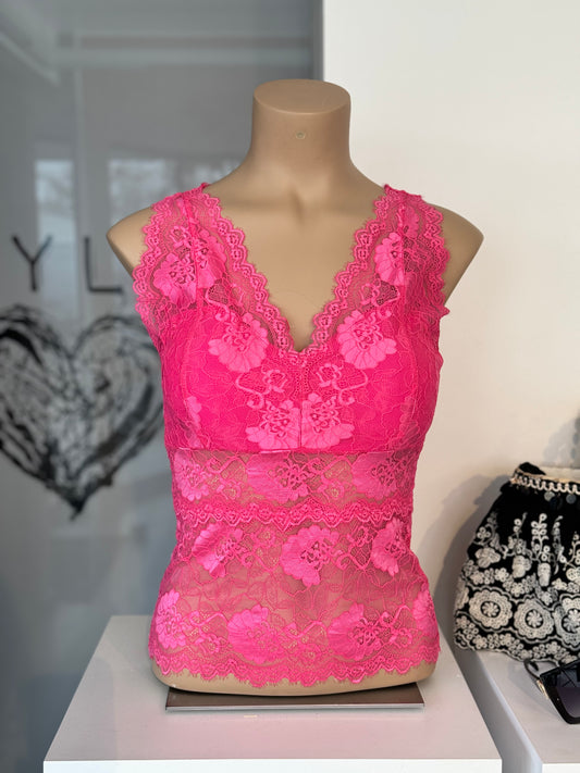 Top lace with fuchsia
