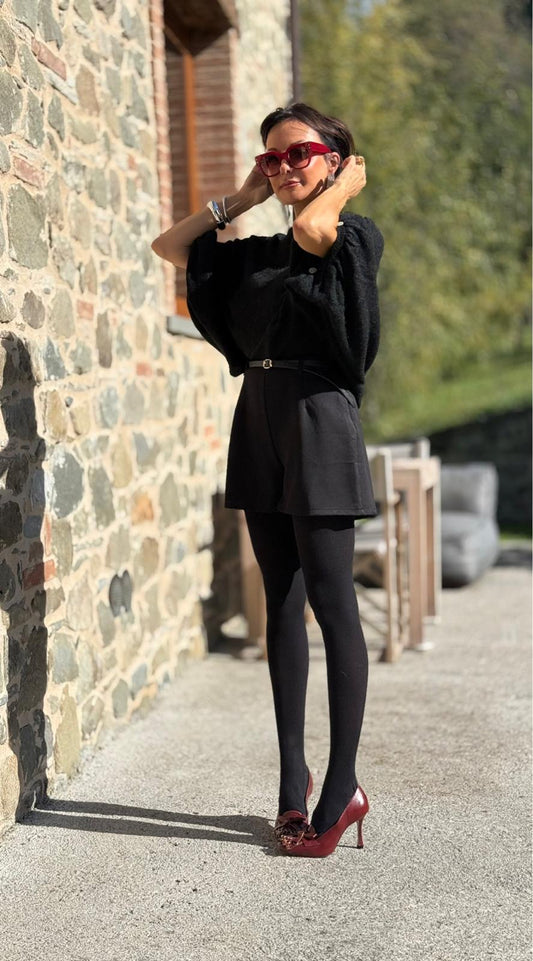 Courte Celia noire