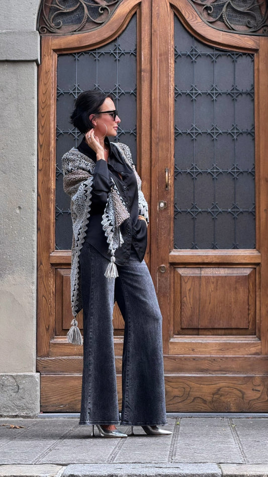 Poncho Raven grey
