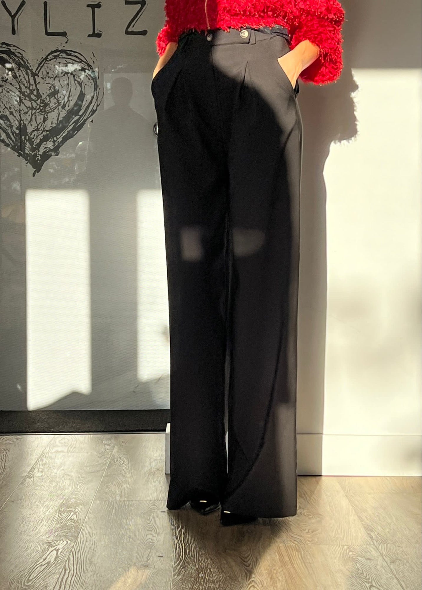 Pants plain SAIPH black