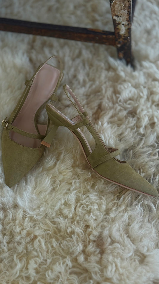 Slingback Winona eucalyptus