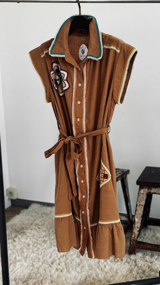 Dress Dusty crochet camel