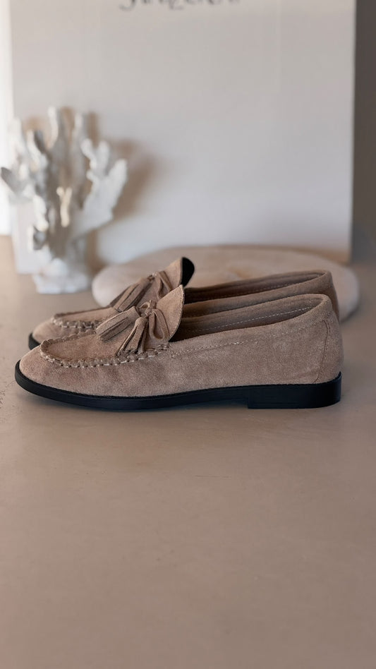 Shoe Mary sand