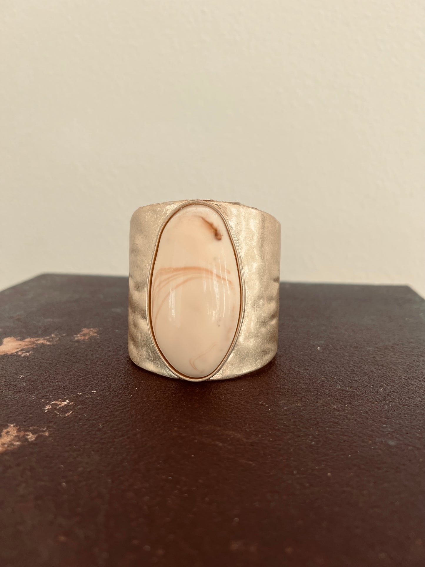 Bracelet ondulé crème