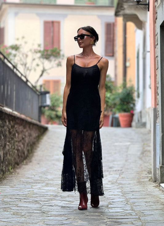 Dress Willow lace no arms