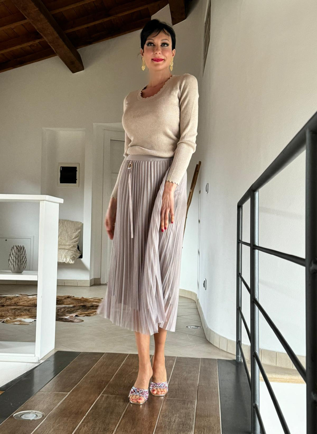 Skirt pleated gray