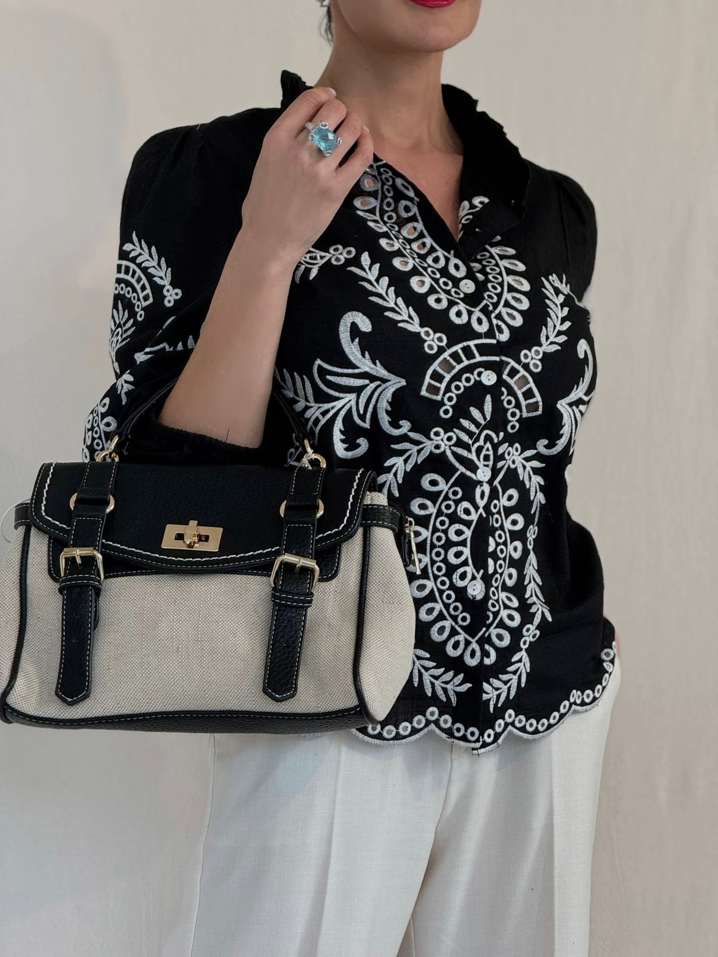 Blouse BB broderie black