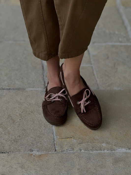Boat shoe brown