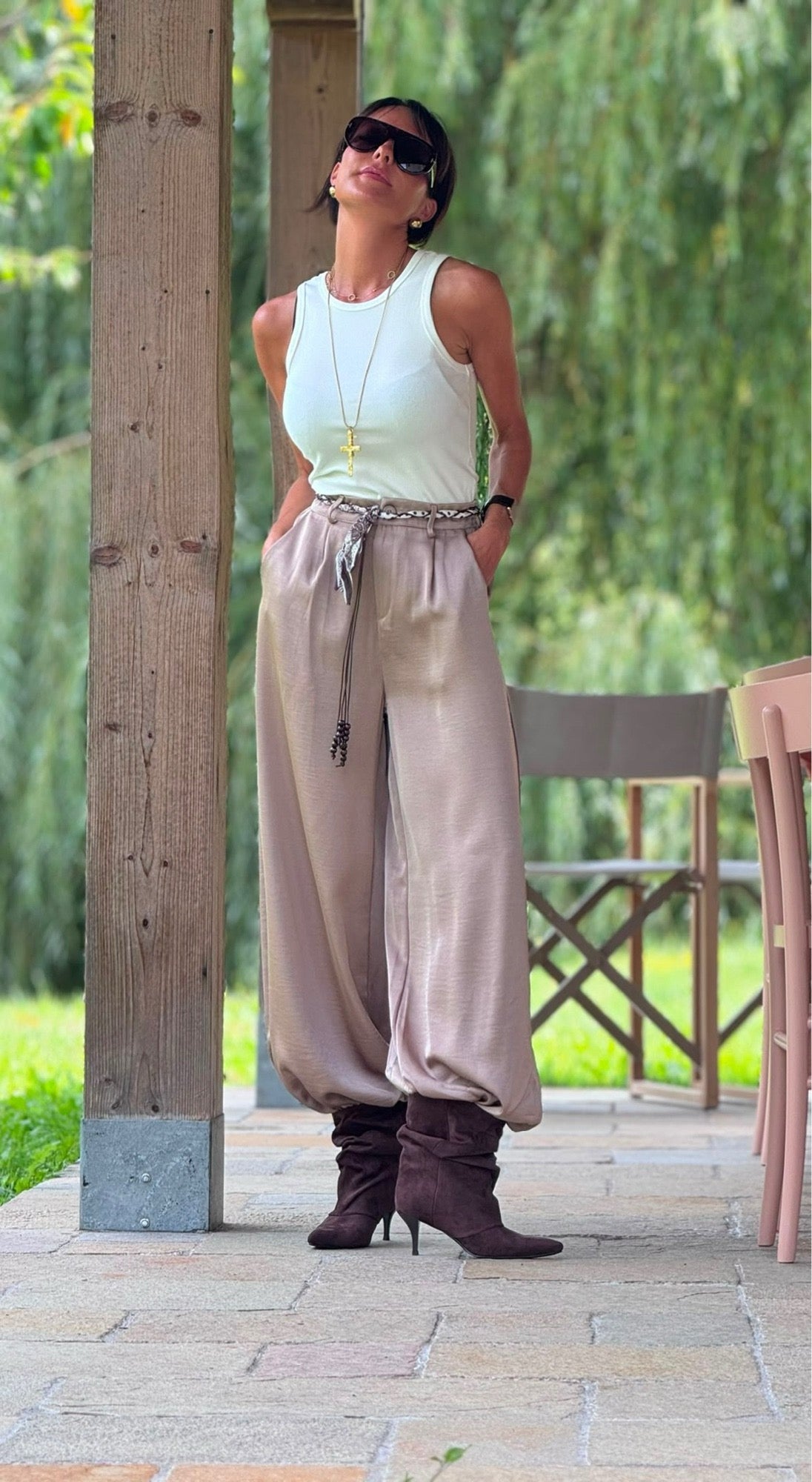 Pants Esteban satin taupe