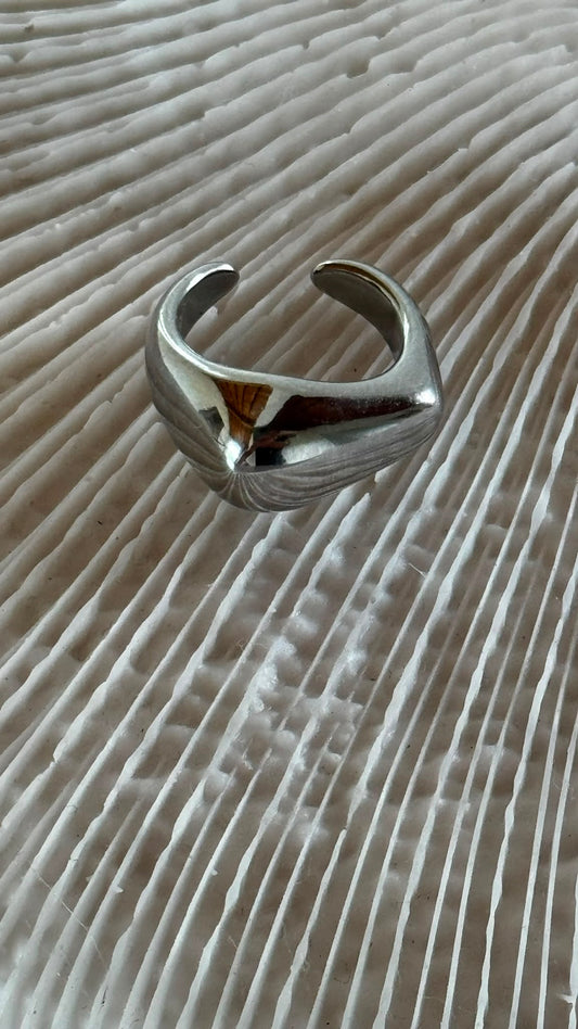Ring one silver