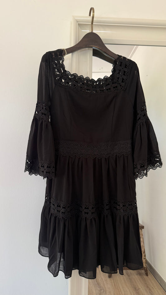 Dress Suzy black flowers (M)