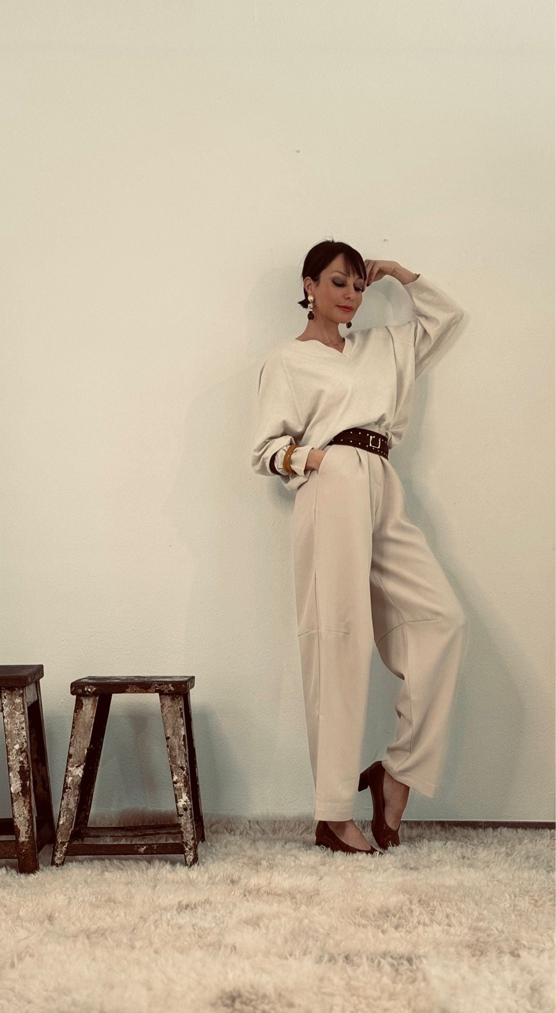 Pull V oversized cream