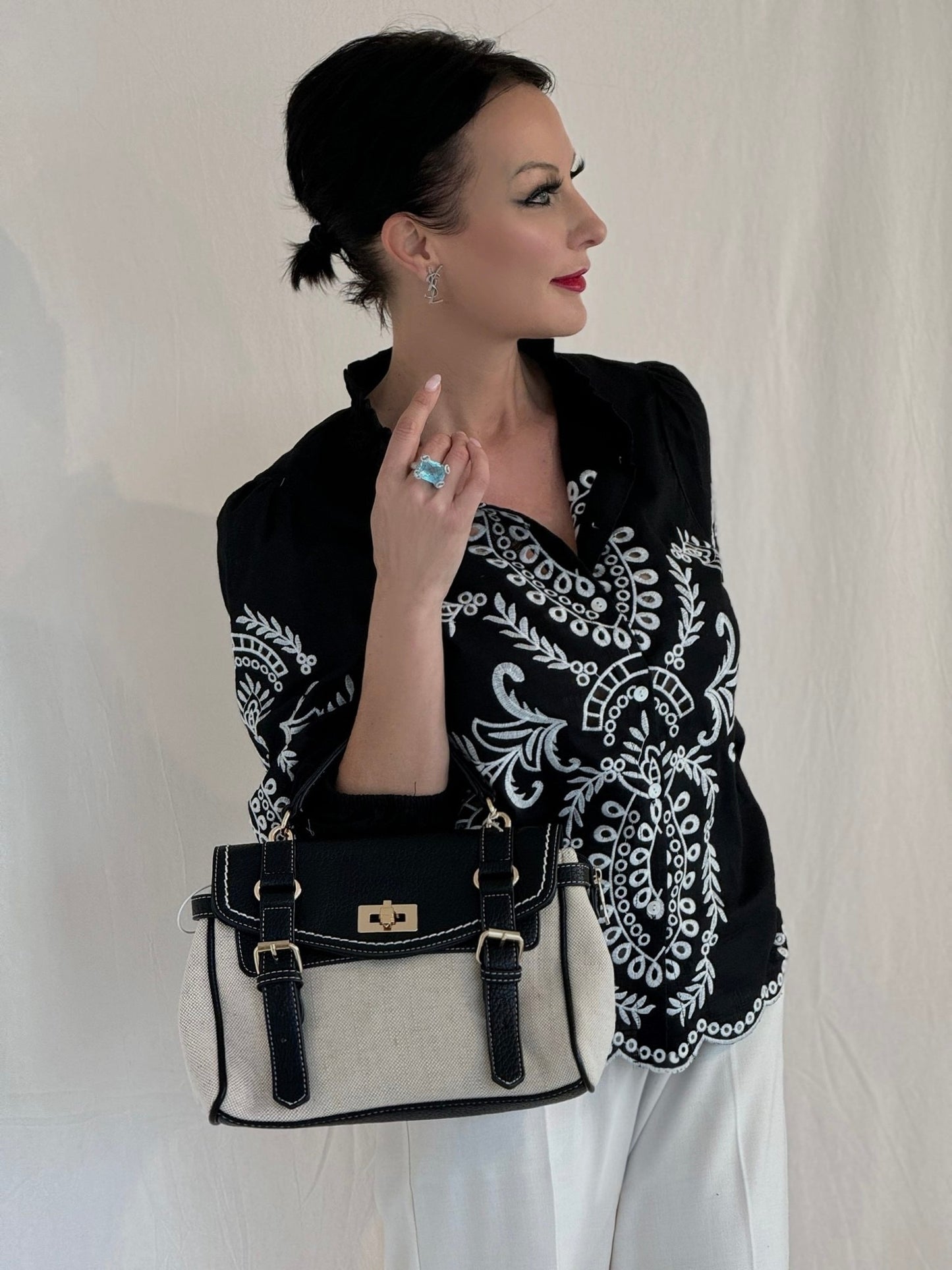 Blouse BB broderie black