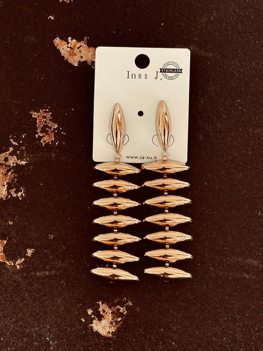 Earrings twain slinger