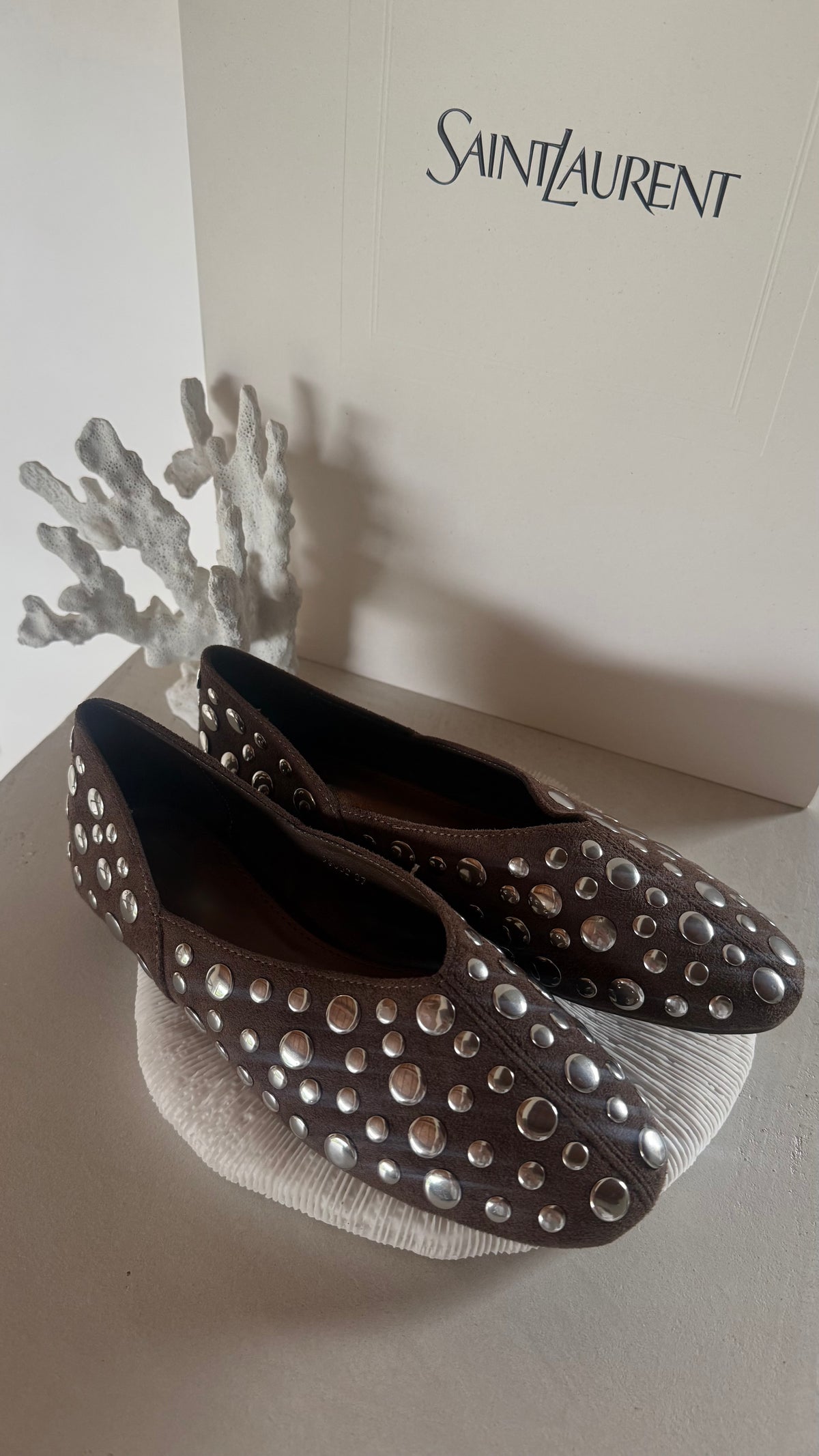 Ballerin Zita studs taupe