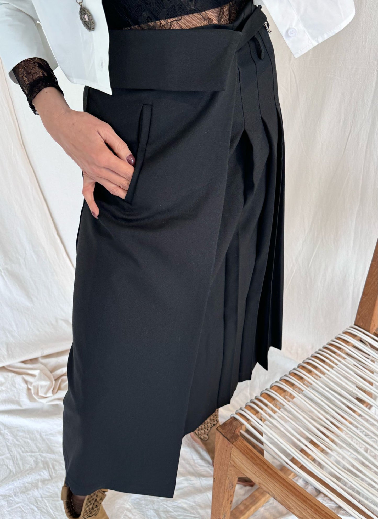 Skirt Perth black