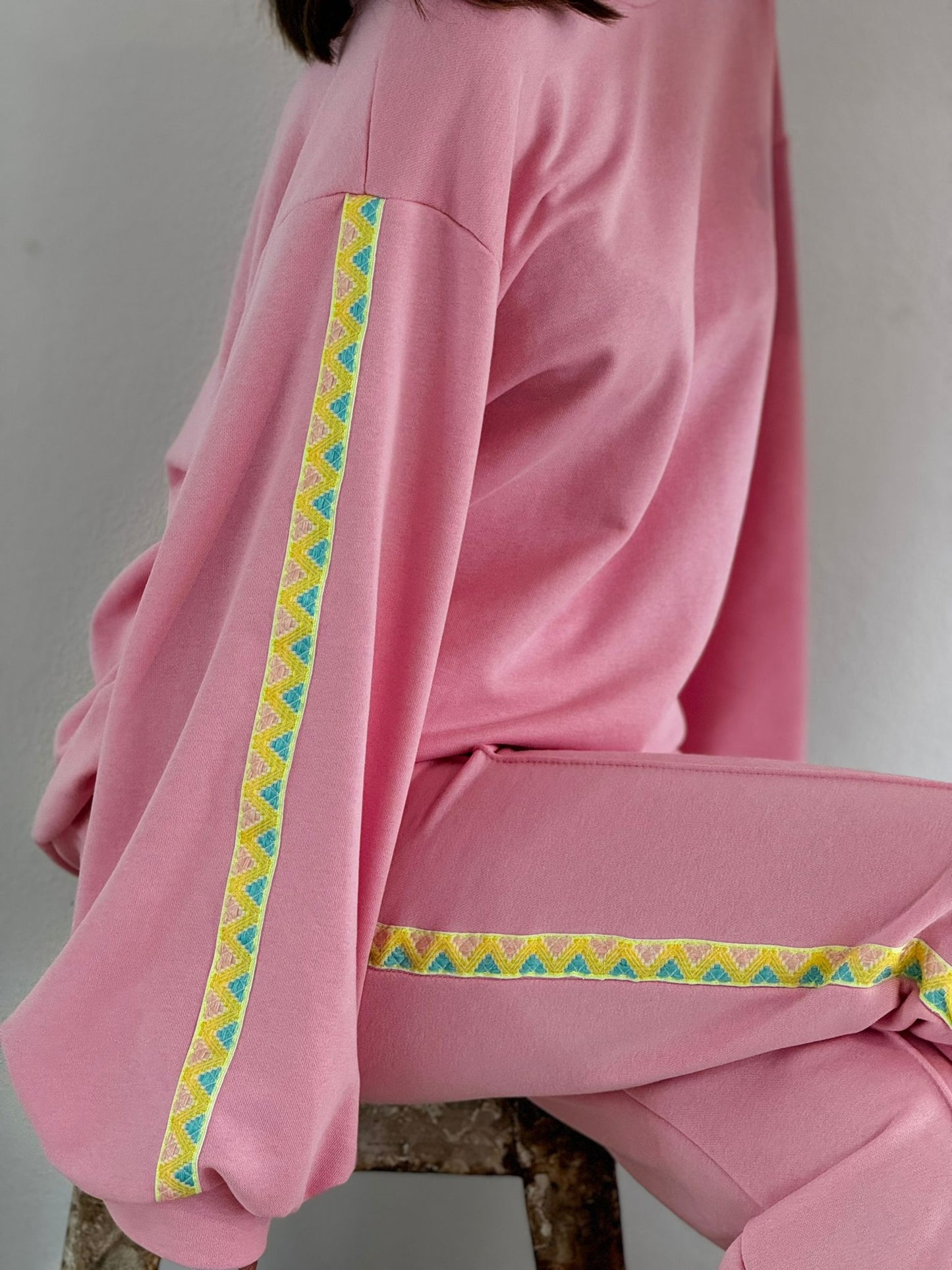 Sweater track aztec pink