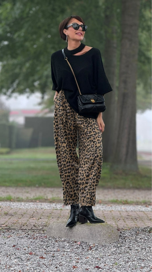 Pull Bari black