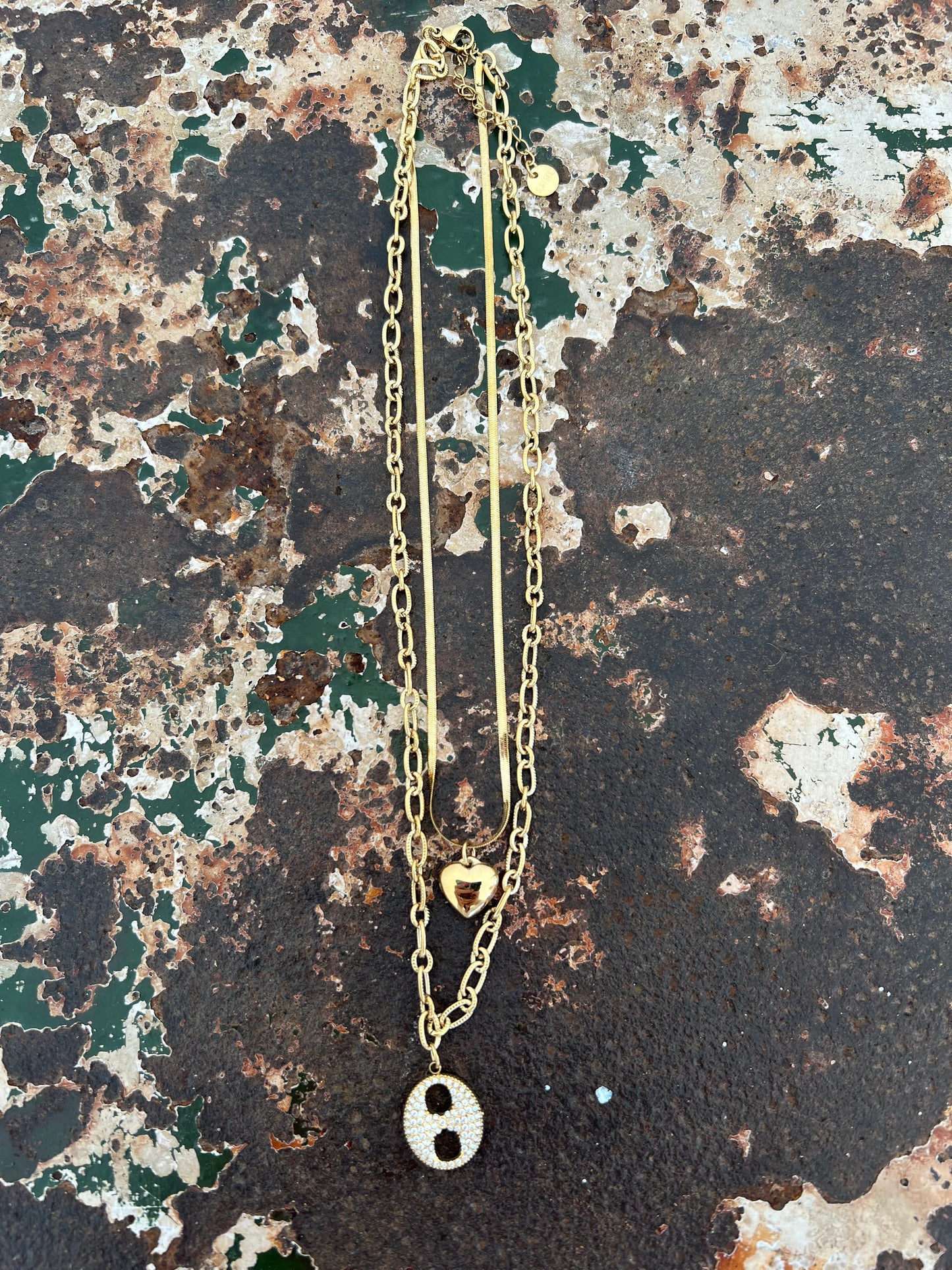 Chaîne interdite double