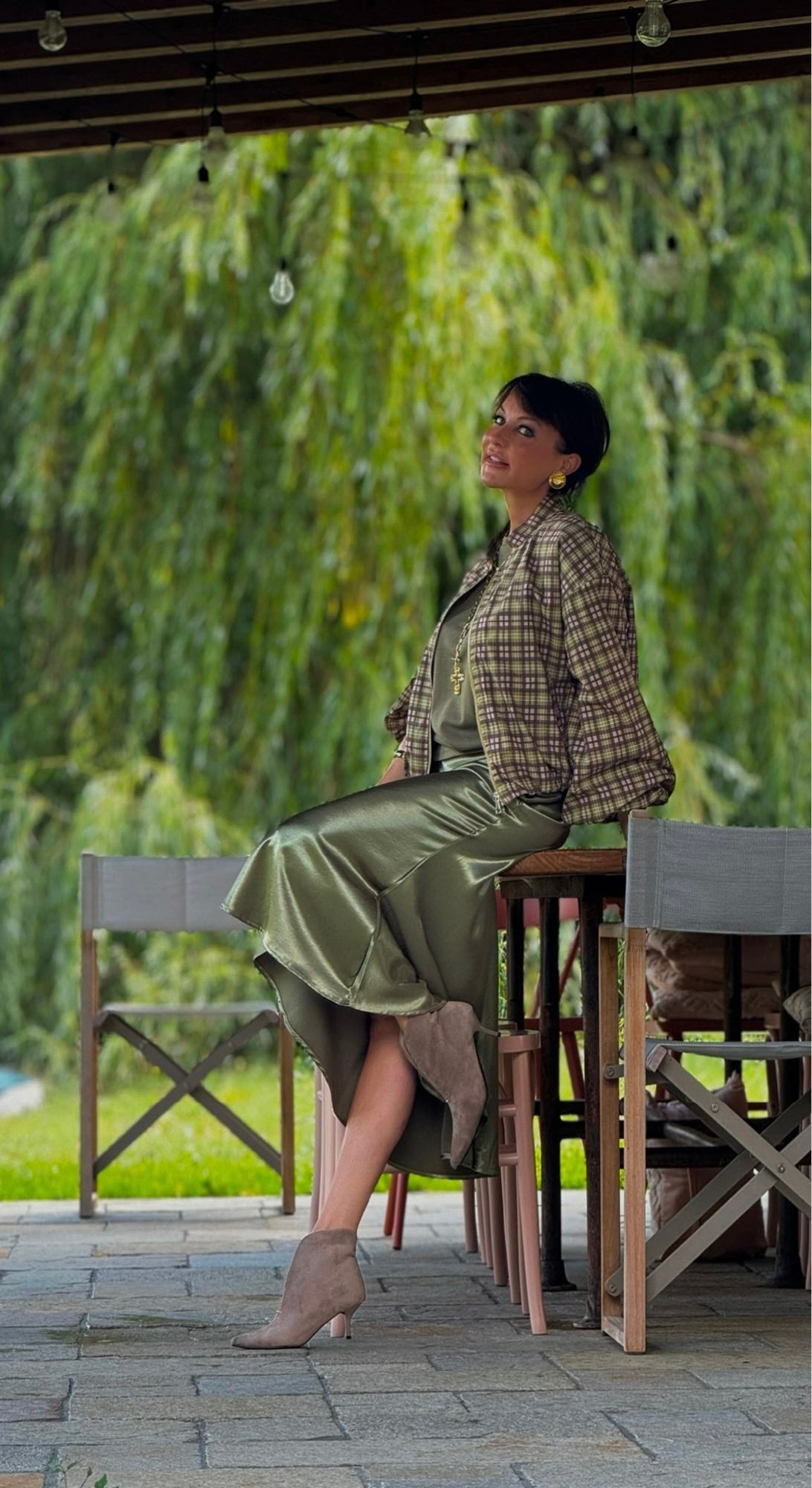 Stella skirt satin silk green
