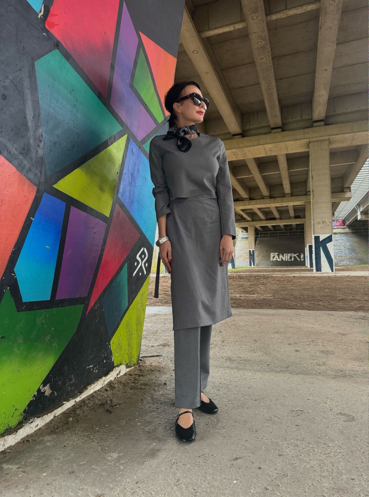 Top LM Perth grey