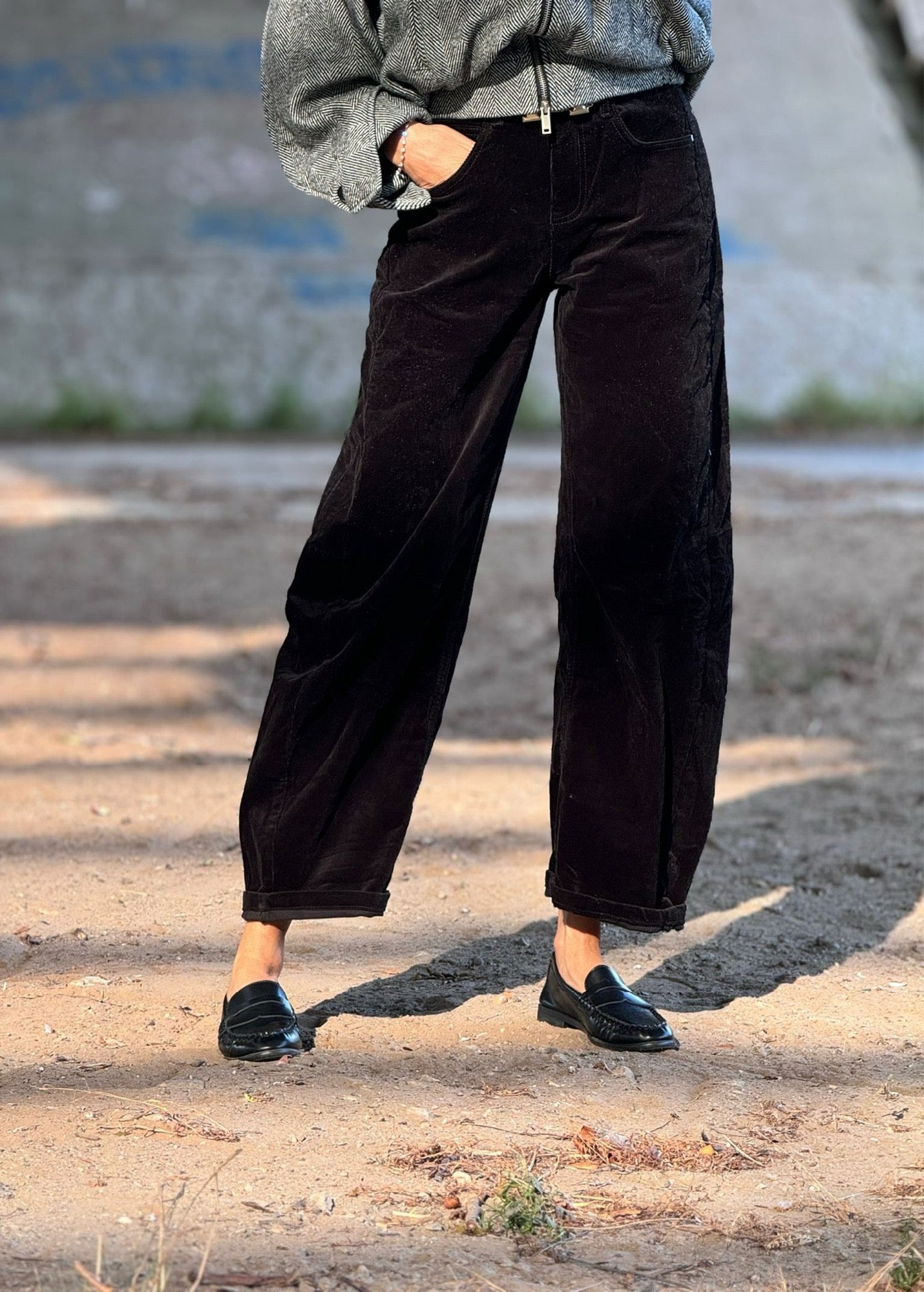 Pants Raven corduroy black