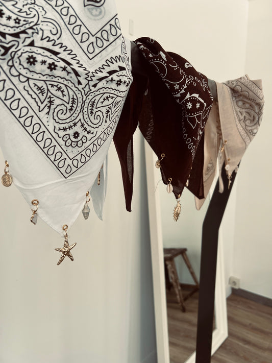 Scarf charmed paisley