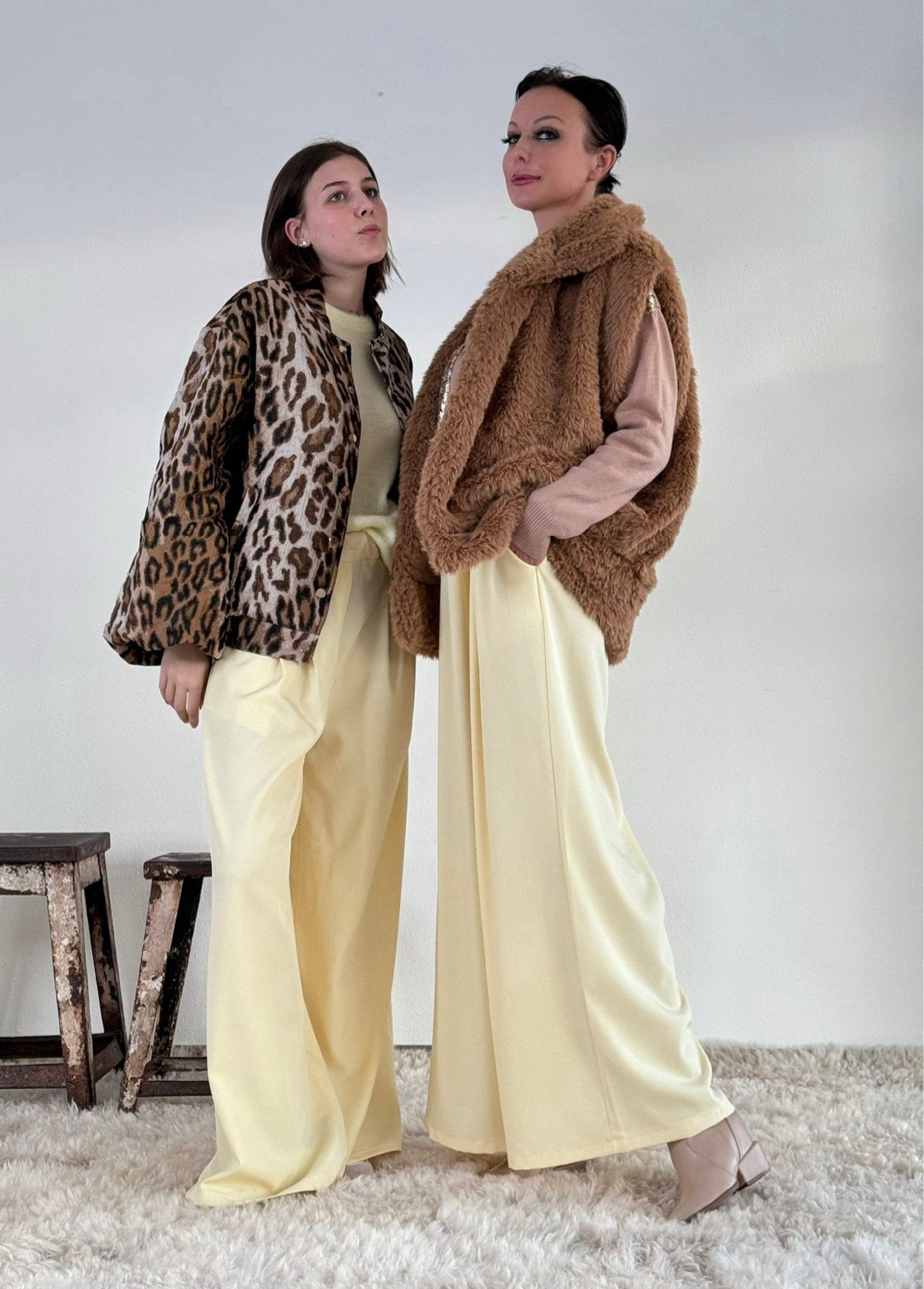 Pants sunny + belt yellow