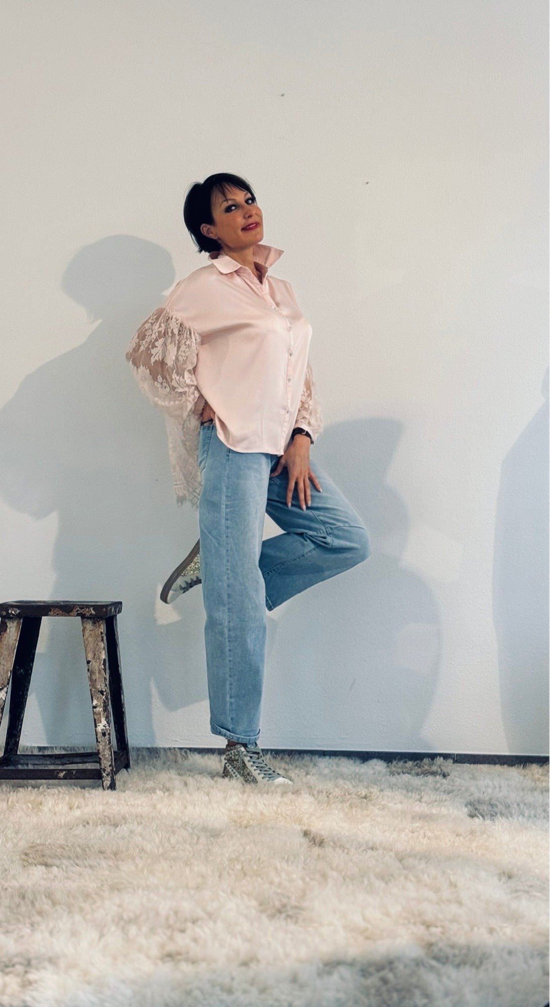 Blouse lace back pink